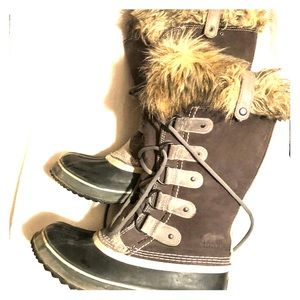 Sorel Joan of Arctic waterproof winter boots 7.5